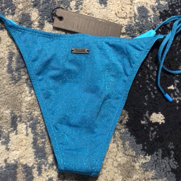 Stevie String triangl bathing suit bottom. - Picture 2 of 3